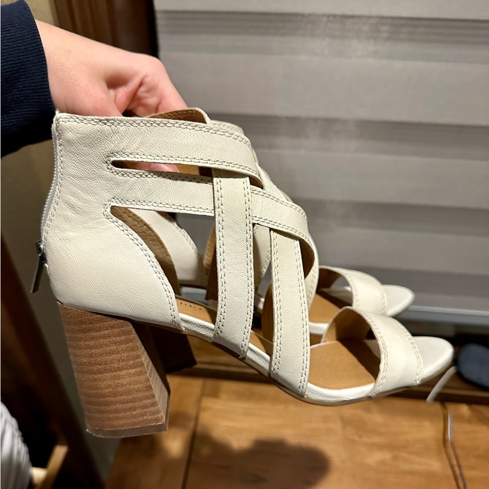 Lucky Brand sandals